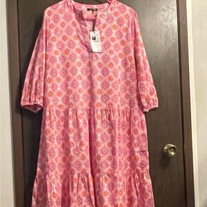 Women's Pink Printed Tiered Midi Dress with Three-Quarter Sleeves